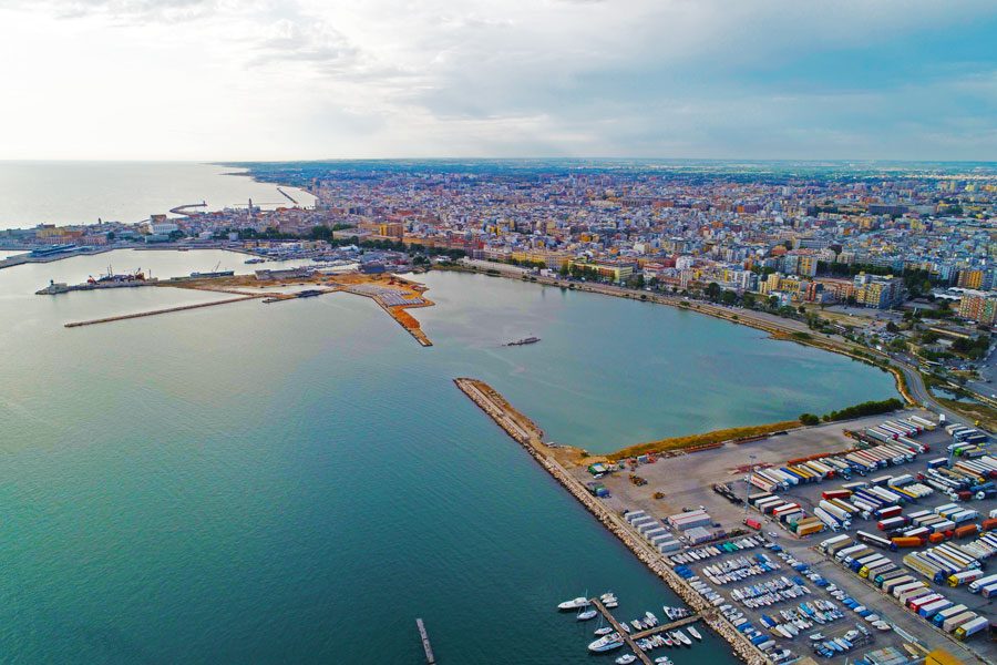 Opere marittime e costiere nell'area Pizzoli-Marisabella del porto di Bari